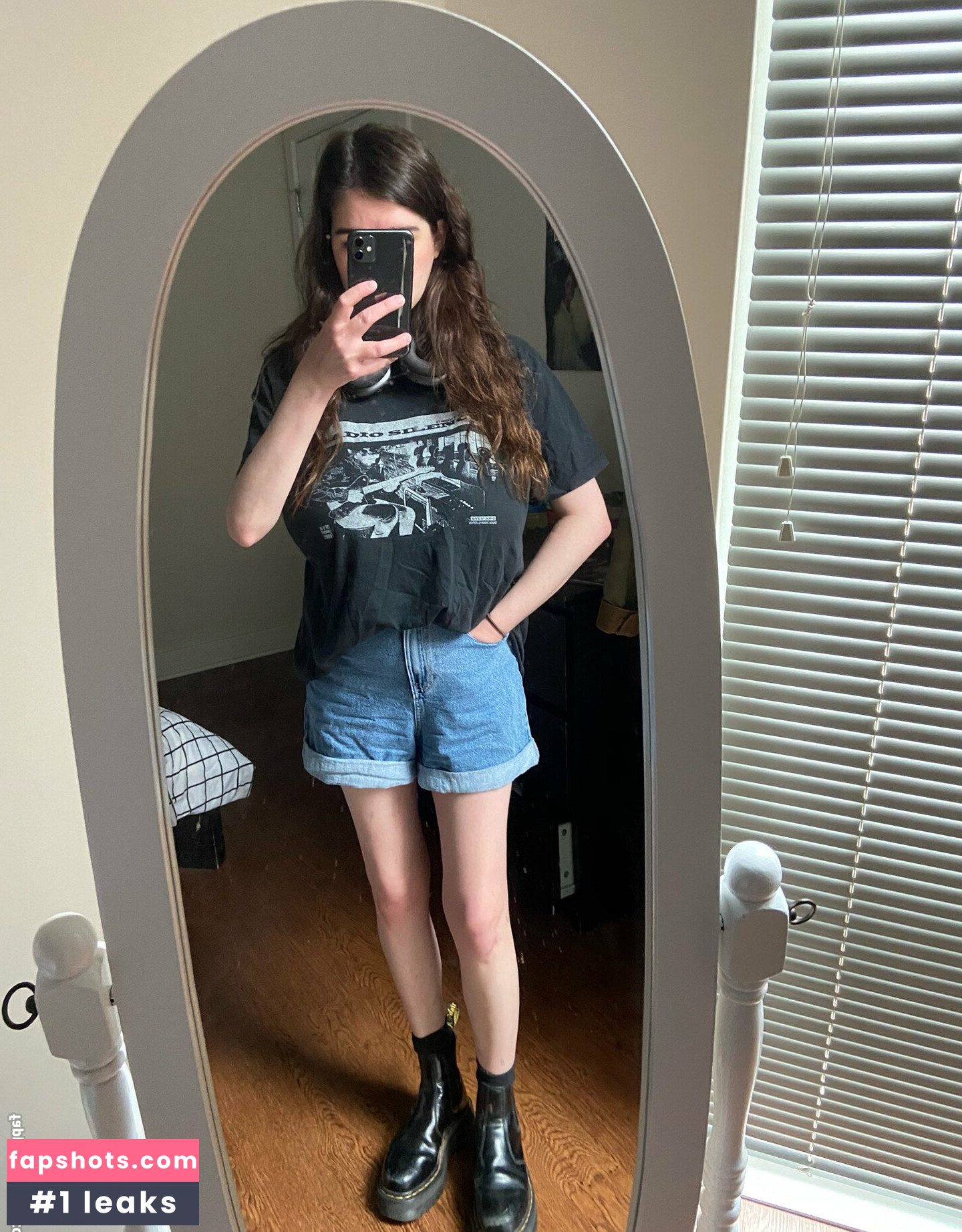 Bailey Moon gallery photo #56