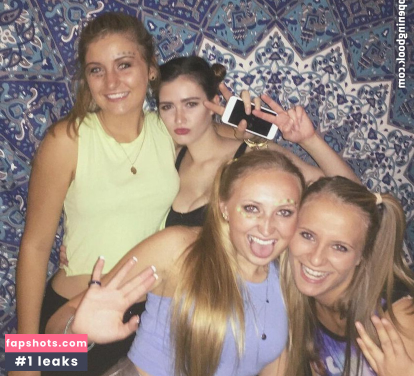 Bailey Moon gallery photo #67