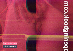 Bambi Blitz nude babe gallery