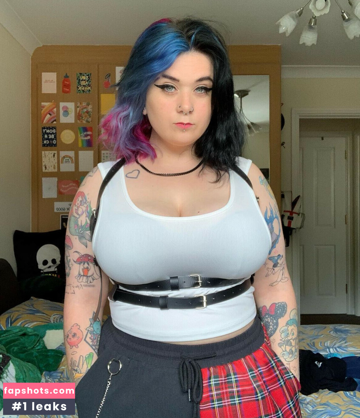 bambi_k90 gallery photo #7