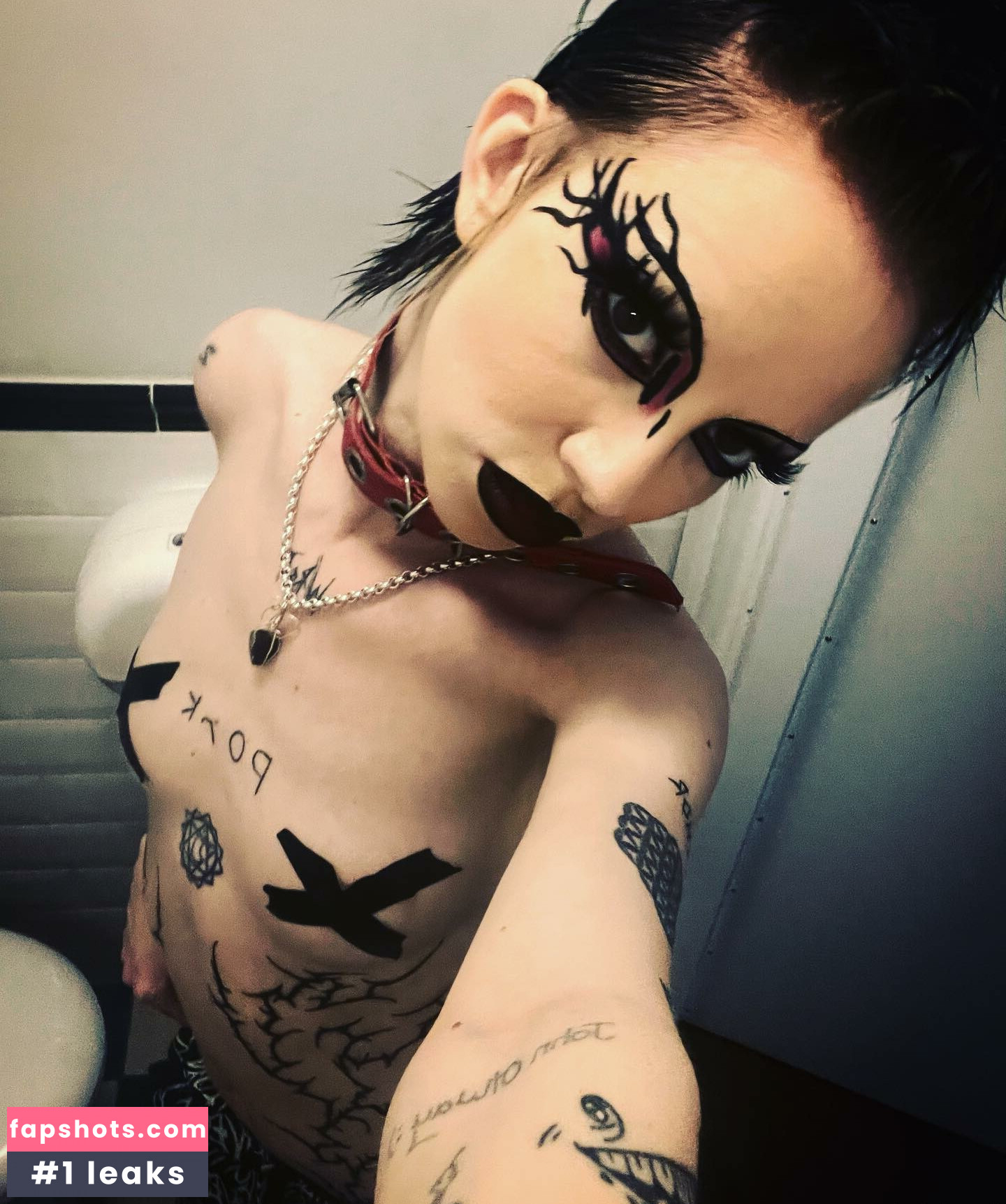 Bambi Thug Nude Leaks OnlyFans Photos #13 - LeakJerk