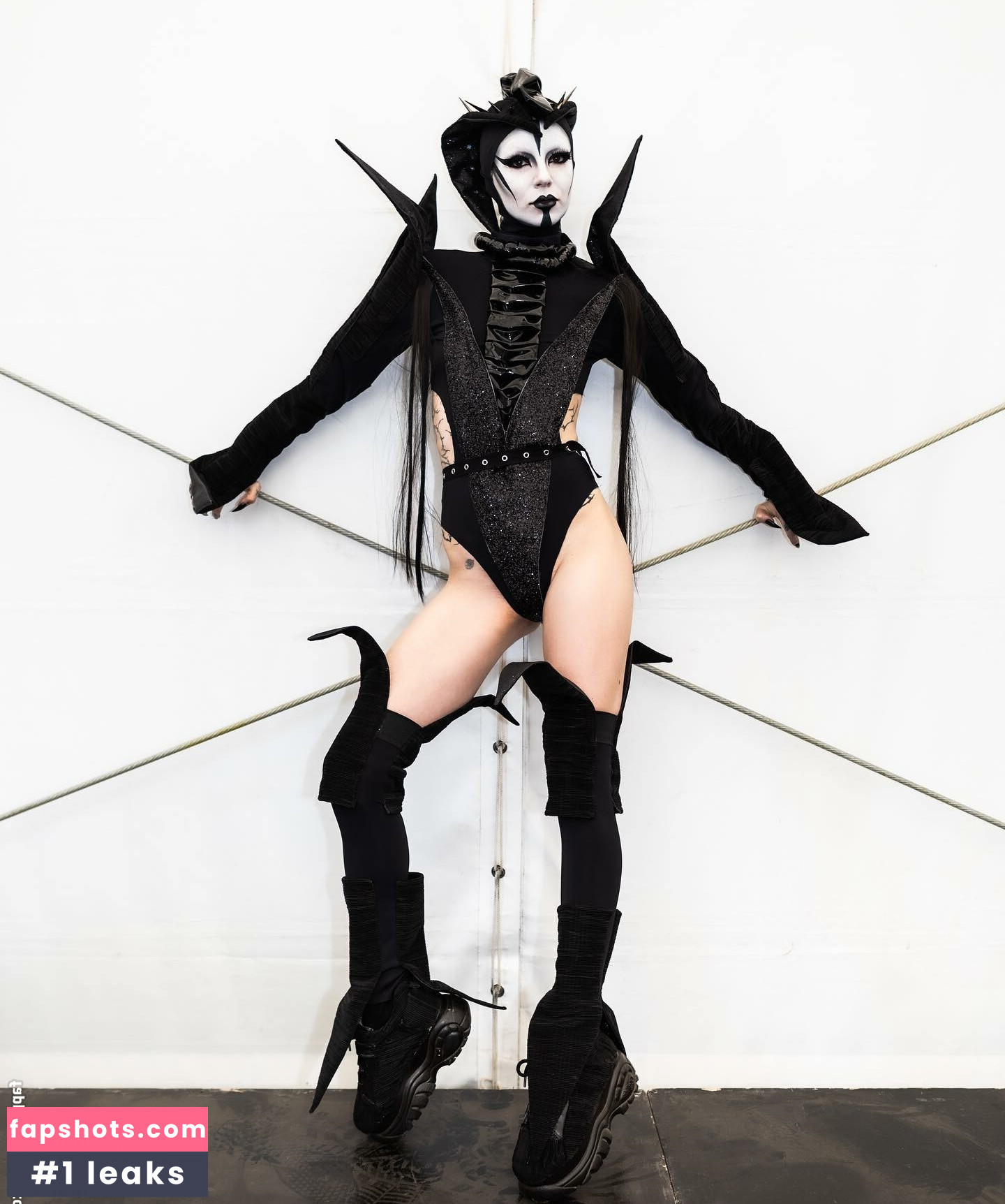 Bambi Thug Nude Leaks OnlyFans Photos #15 - LeakJerk