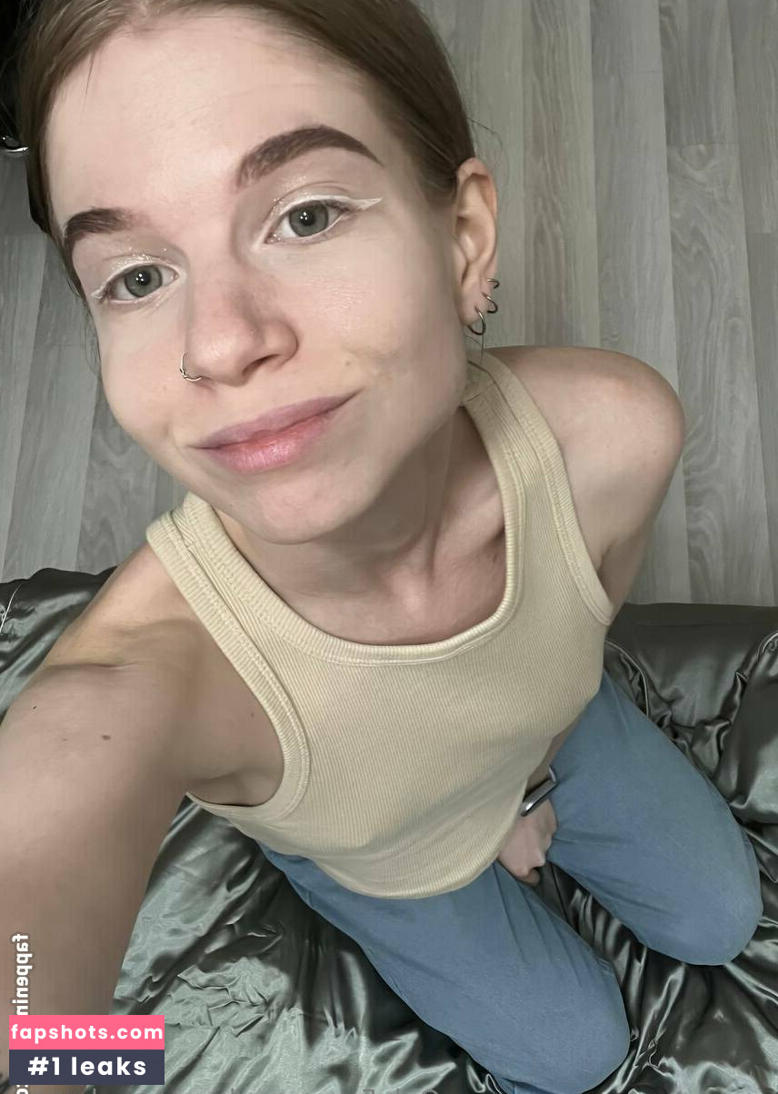 bannannahanna Nude Leaks OnlyFans Photos #11 - LeakJerk