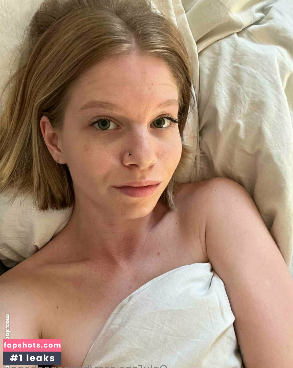 bannannahanna Nude Leaks OnlyFans Photos #35 - LeakJerk