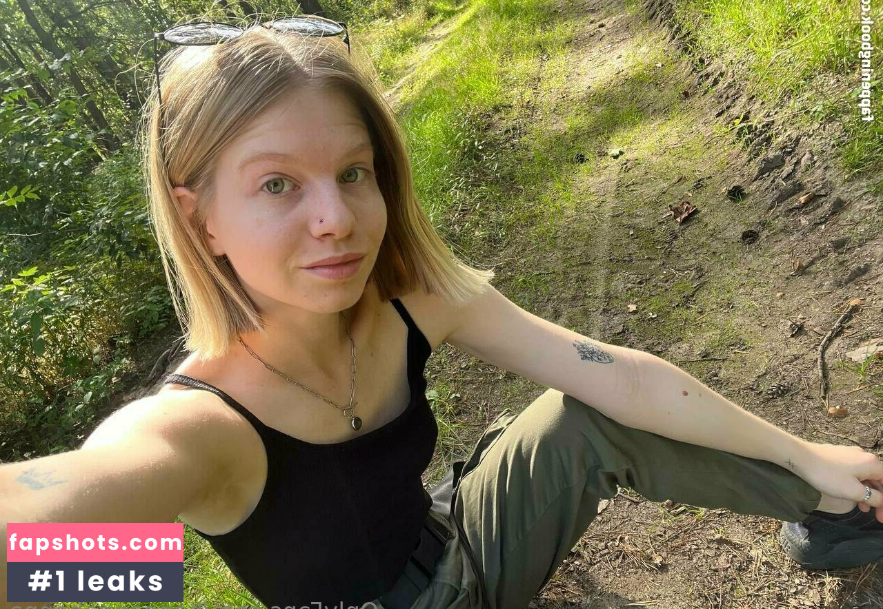 bannannahanna Nude Leaks OnlyFans Photos #36 - LeakJerk