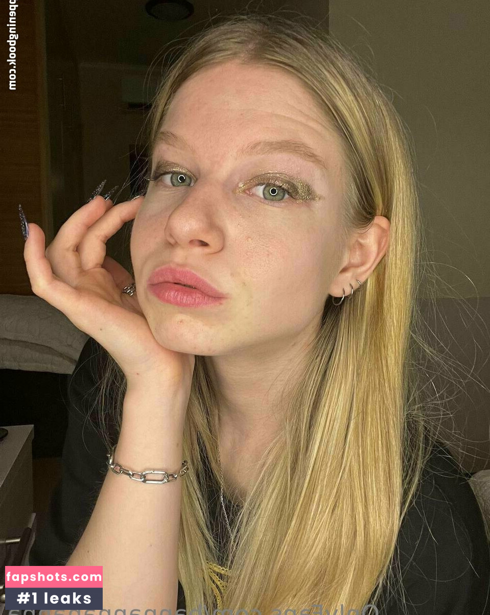 bannannahanna Nude Leaks OnlyFans Photos #56 - LeakJerk