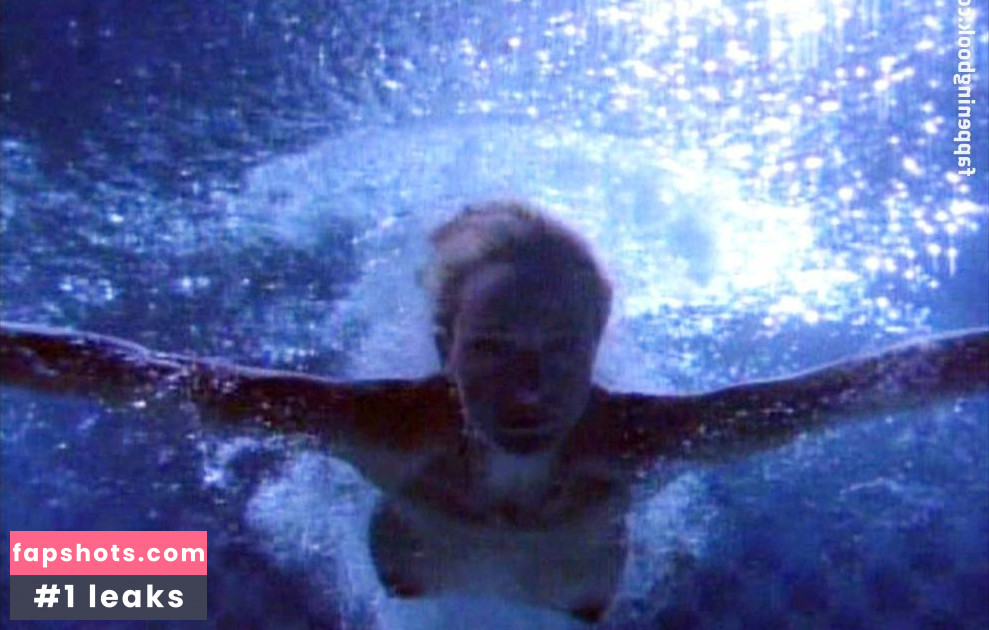 Barbara Alyn Woods Nude Leaks OnlyFans Photos #23 - LeakJerk