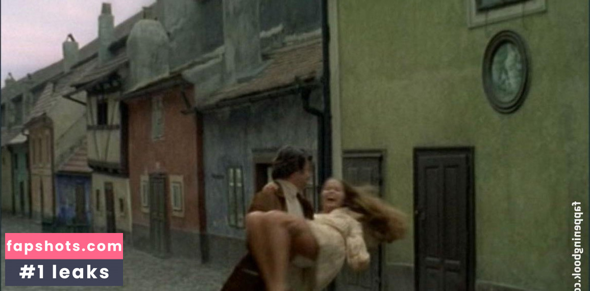 Barbara Bach gallery photo #41