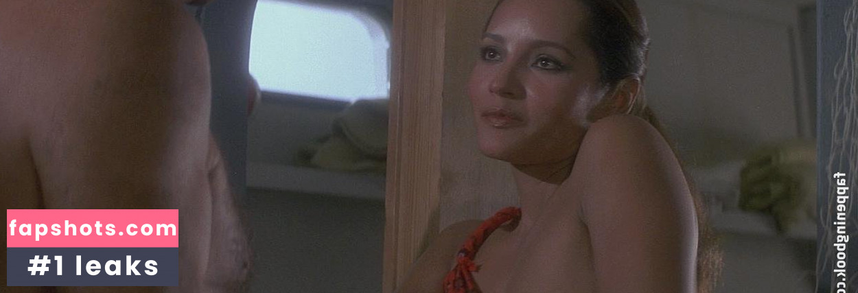 Barbara Carrera gallery photo #12