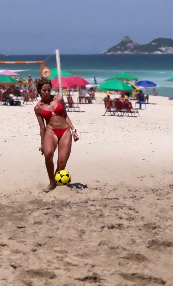 barbara-coelho gallery photo #270