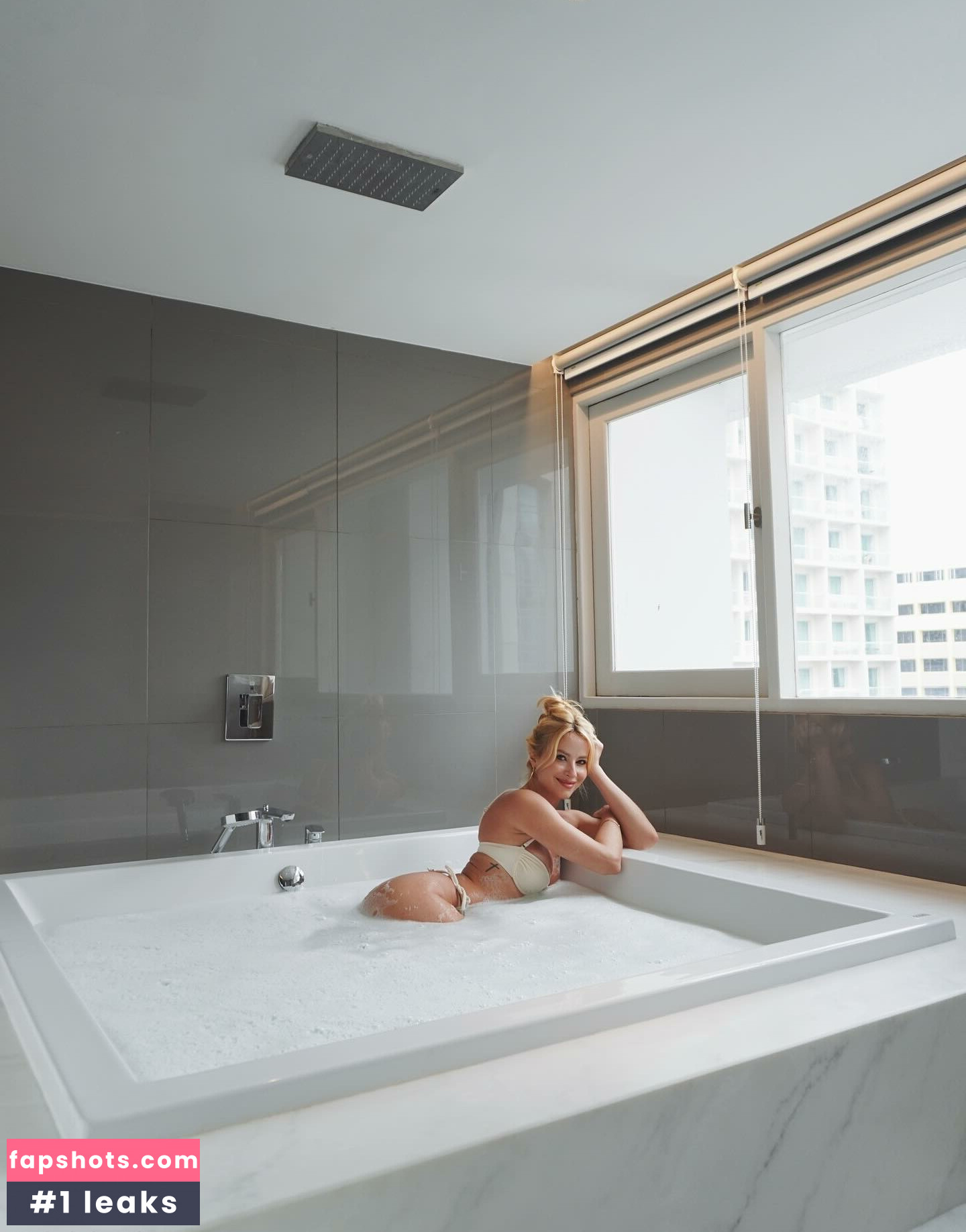 Barbara França gallery photo #3