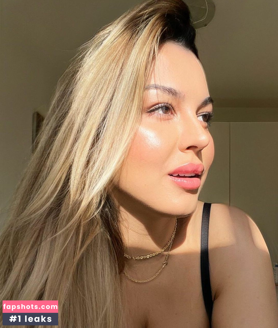 Bárbara Goulart gallery photo #14