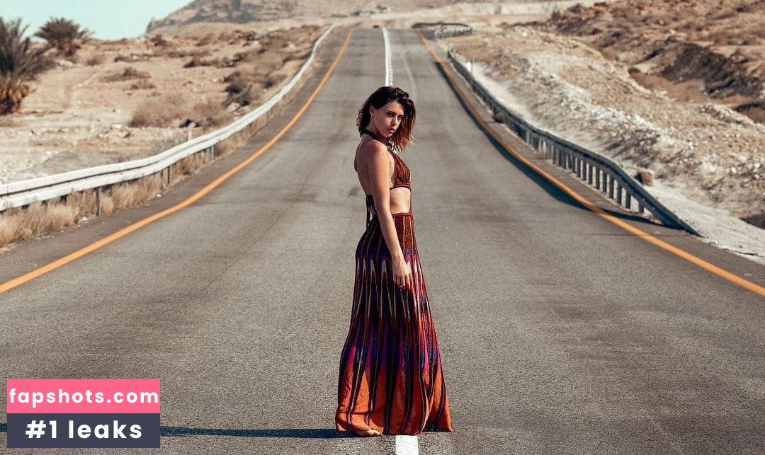 Barbara Opsomer gallery photo #77