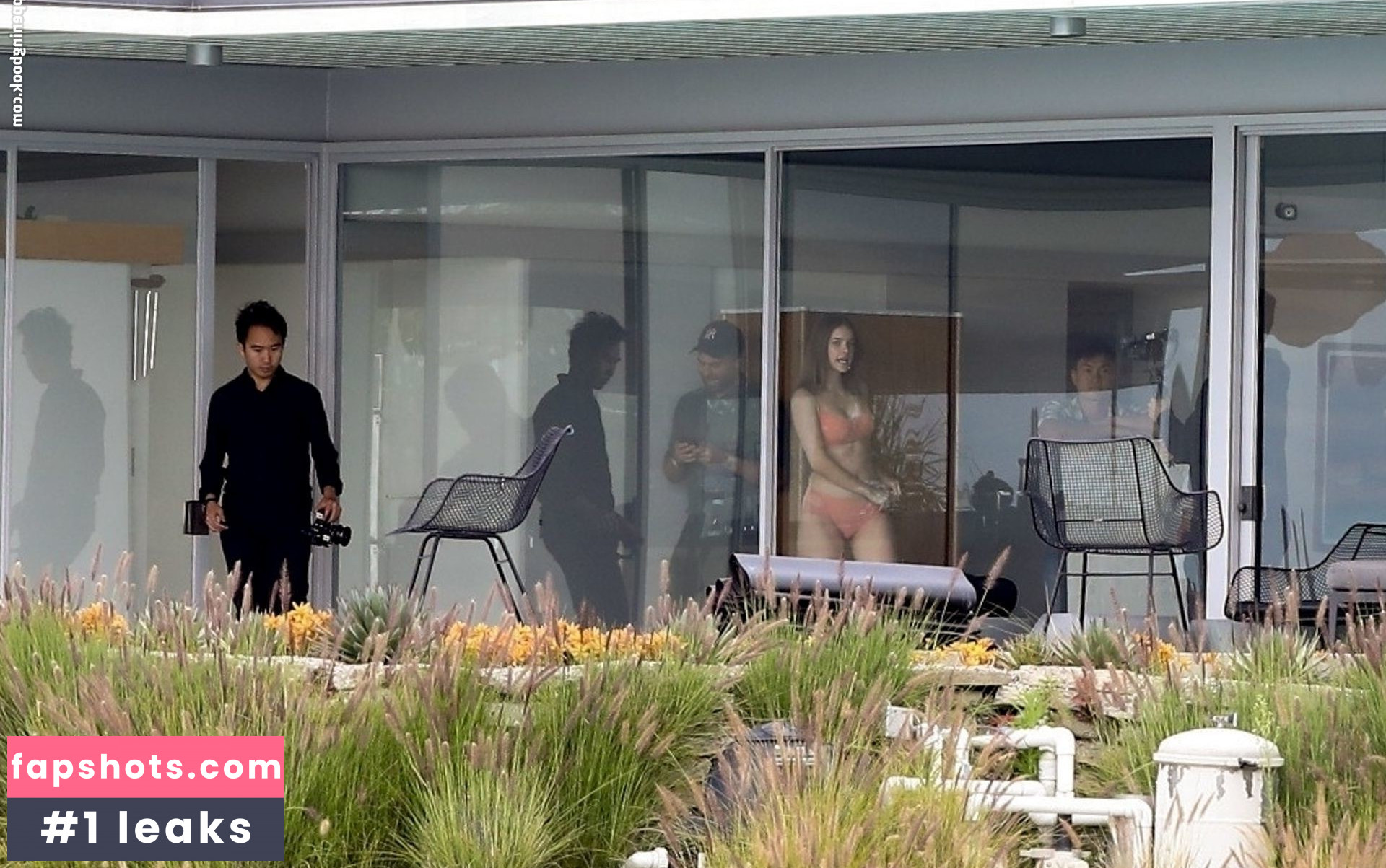 Barbara Palvin gallery photo #1096