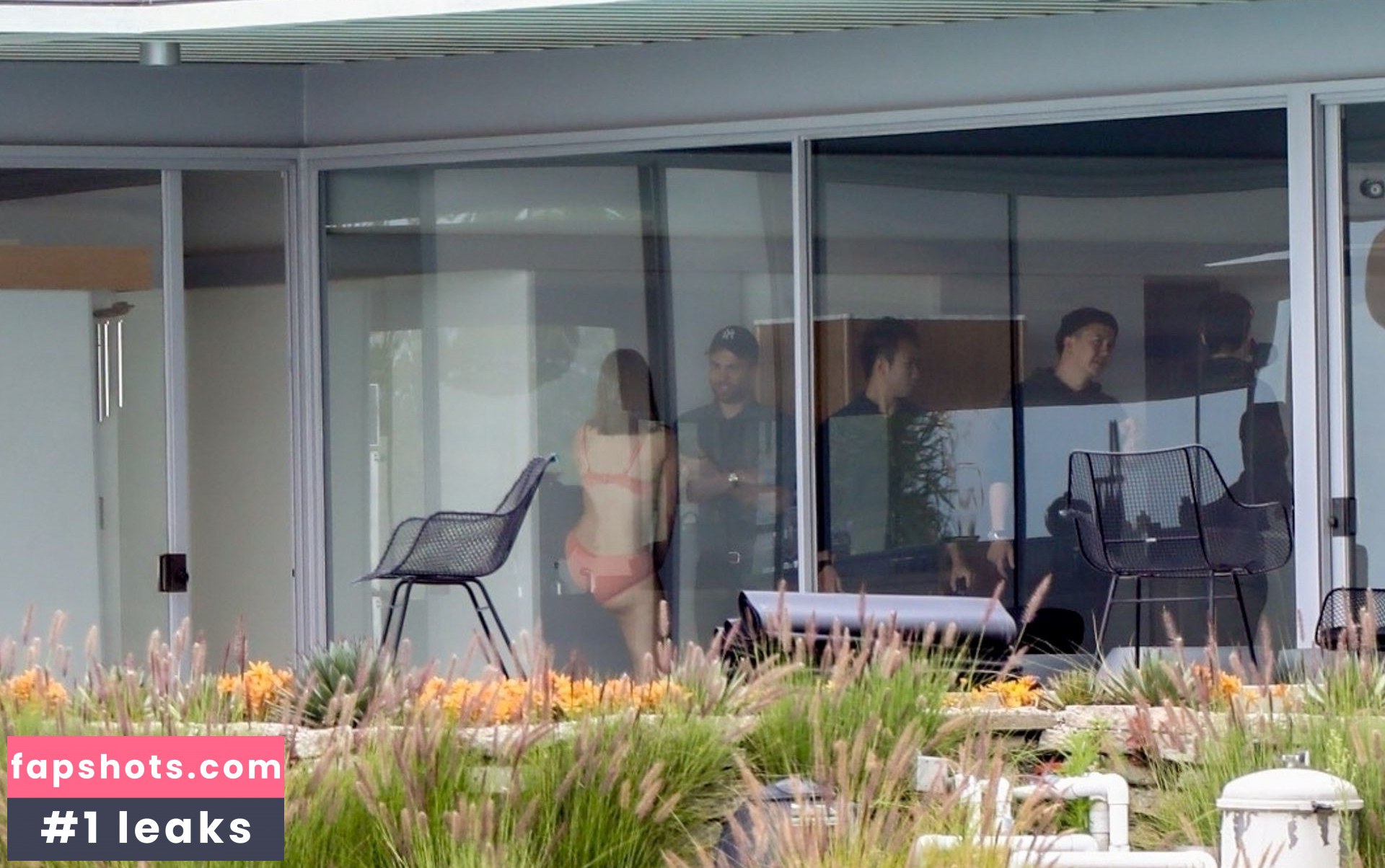 Barbara Palvin gallery photo #1099