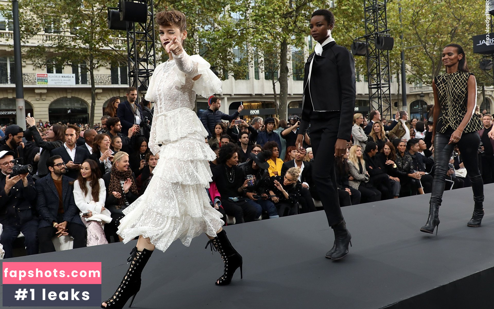 Barbara Palvin gallery photo #1228