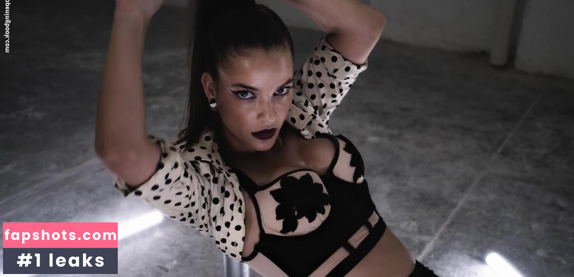 Barbara Palvin gallery photo #1231