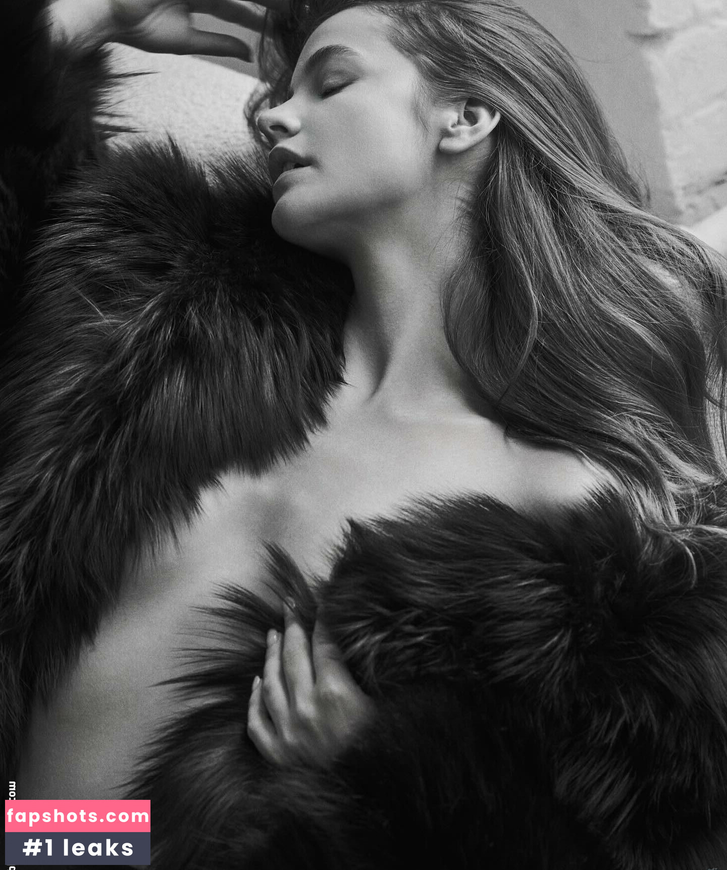 Barbara Palvin gallery photo #180