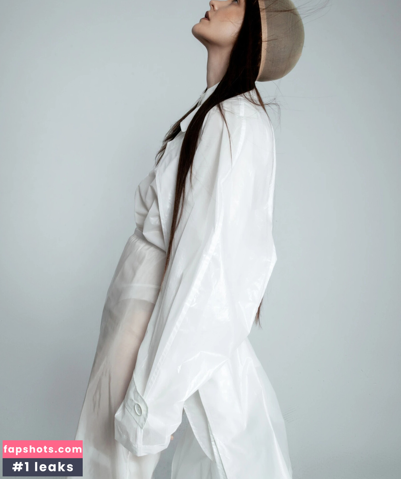 Barbara Palvin gallery photo #197