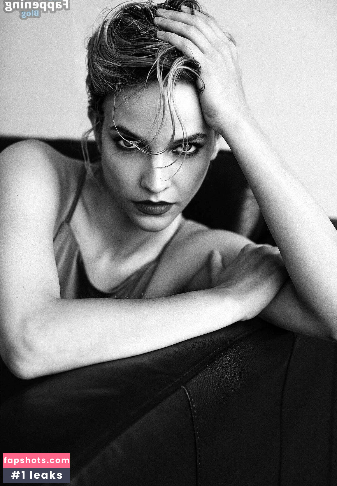 Barbara Palvin gallery photo #412