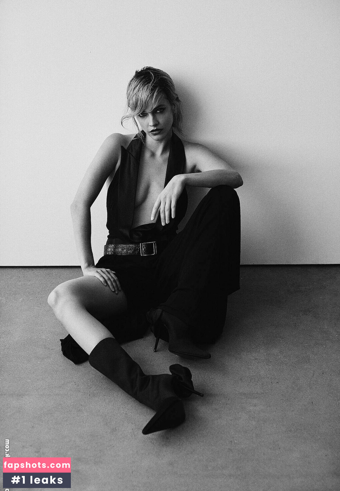 Barbara Palvin gallery photo #423