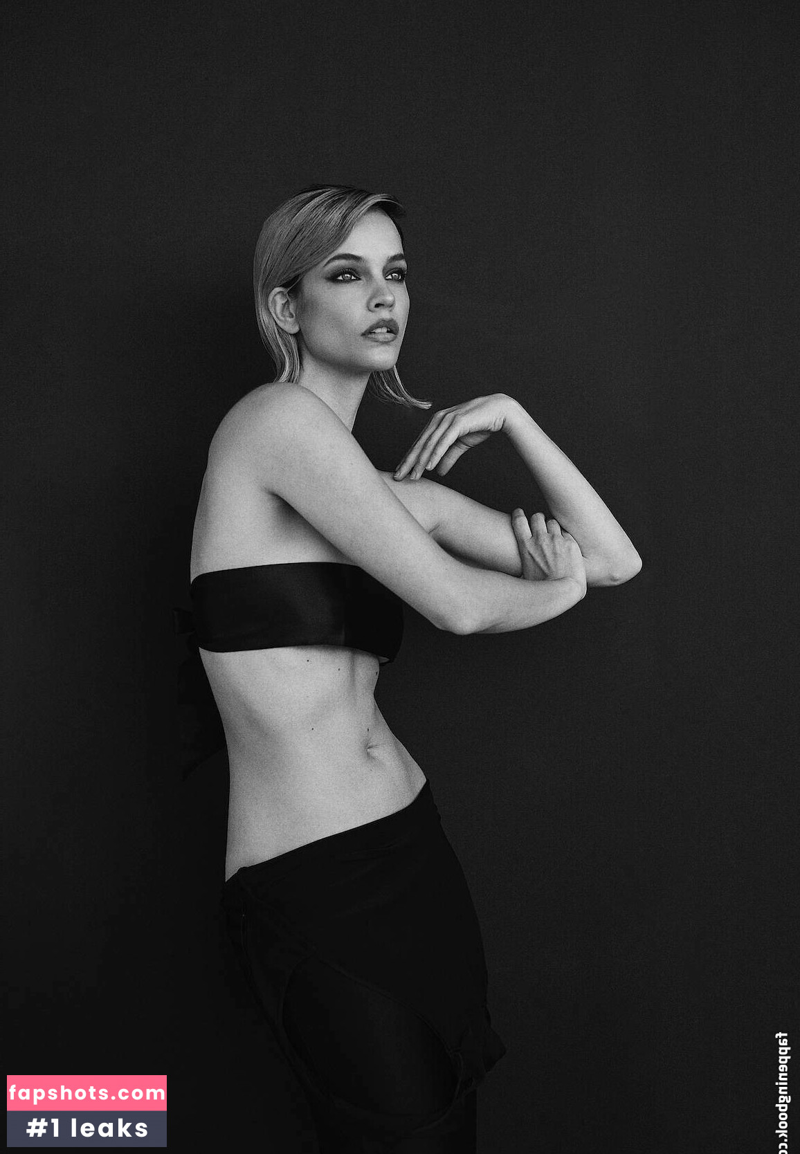 Barbara Palvin gallery photo #424