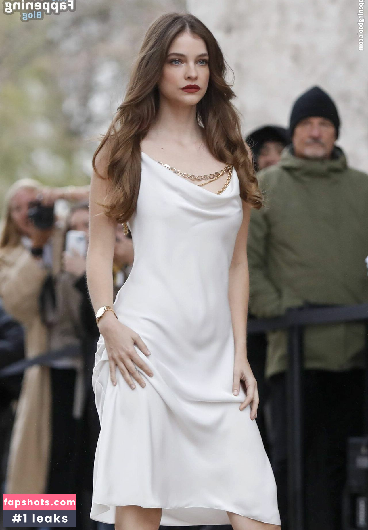 Barbara Palvin gallery photo #596