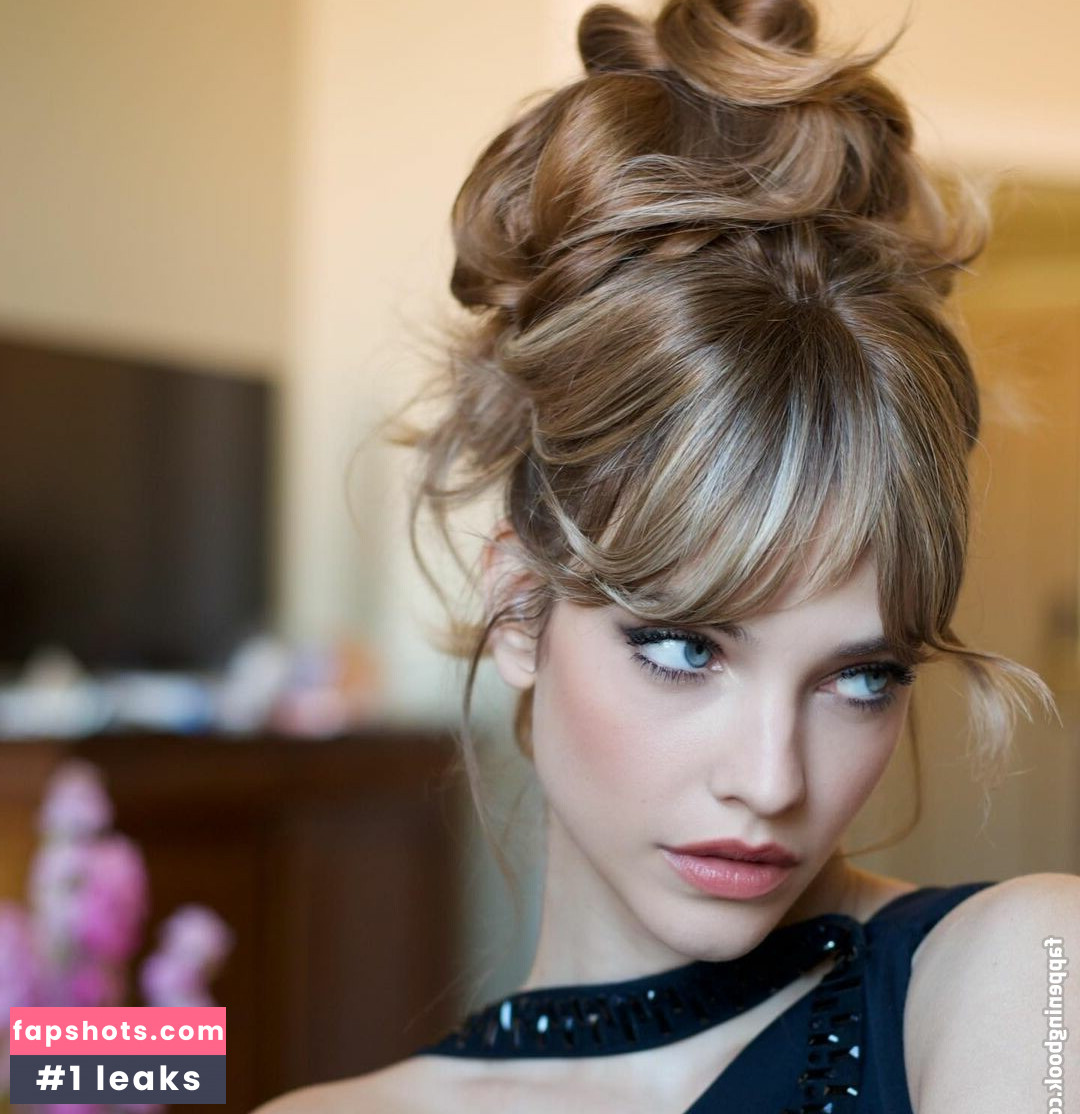 Barbara Palvin gallery photo #727