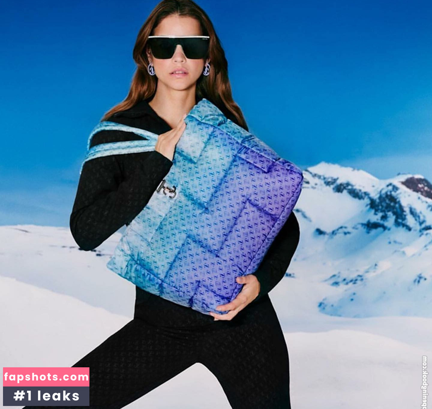 Barbara Palvin gallery photo #805