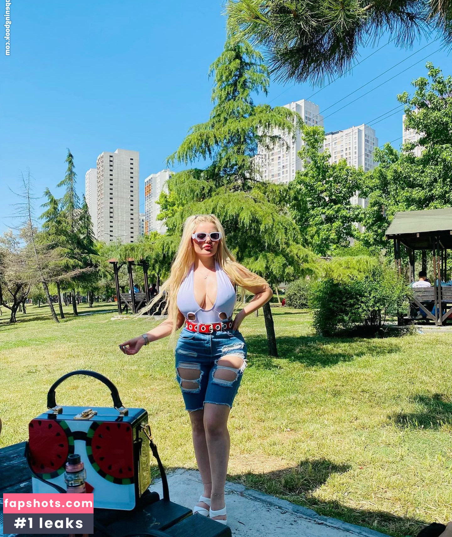 Barbara Palvin gallery photo #854