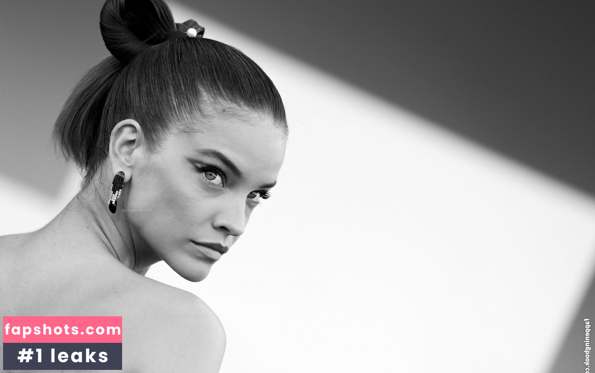 Barbara Palvin gallery photo #937