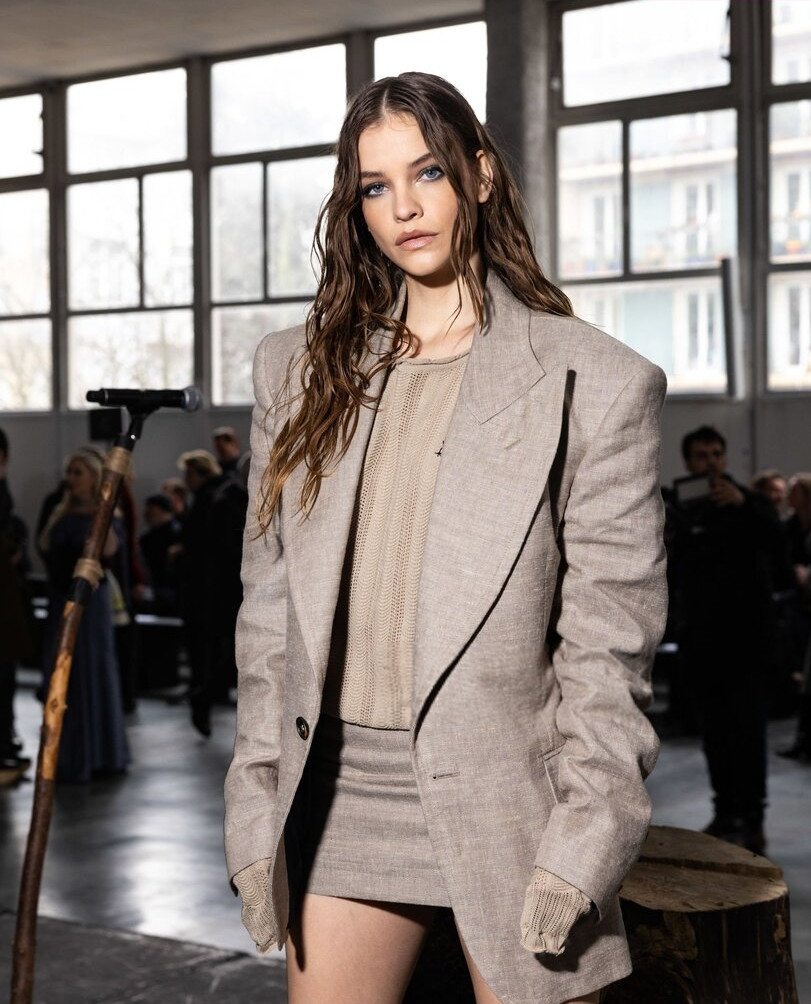 barbara-palvin gallery photo #705