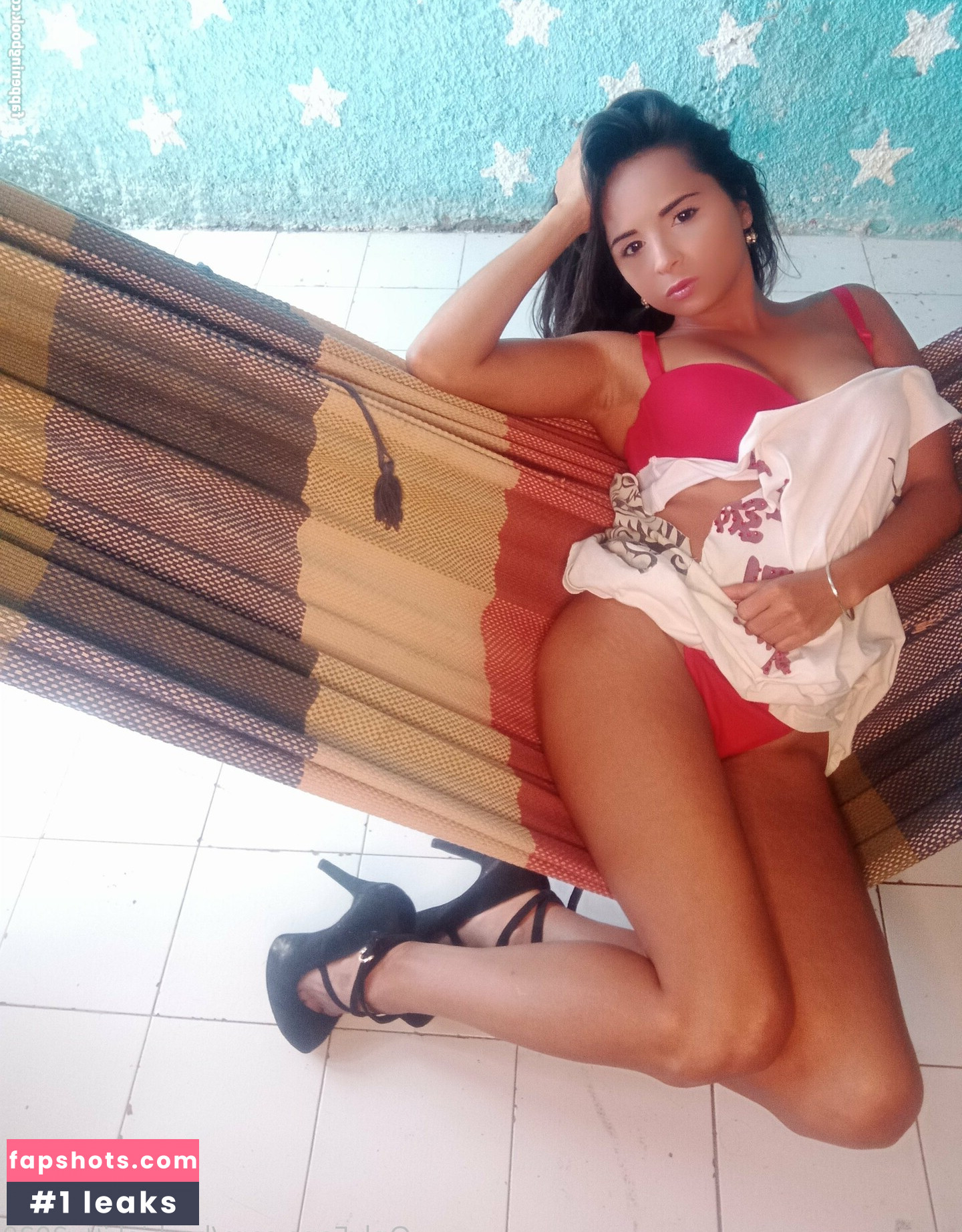 Barbara Savelli gallery photo #23