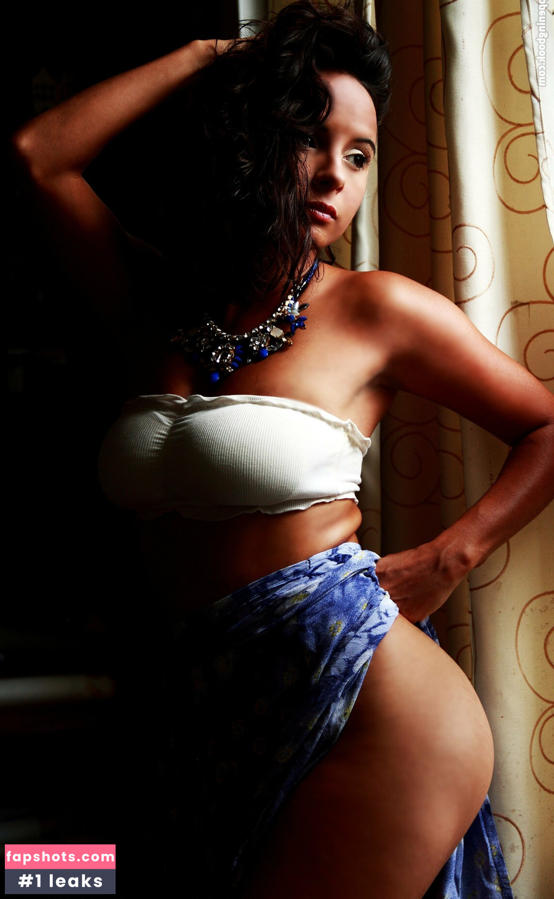 Barbara Savelli gallery photo #5