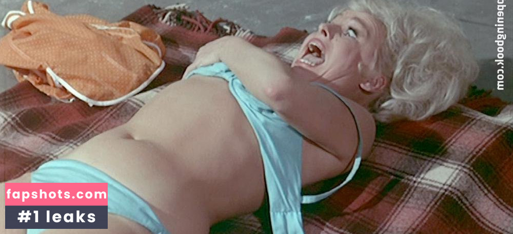Barbara Windsor Nude Leaks OnlyFans Photos #24 - LeakJerk