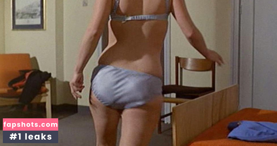 Barbara Windsor Nude Leaks OnlyFans Photos #6 - LeakJerk