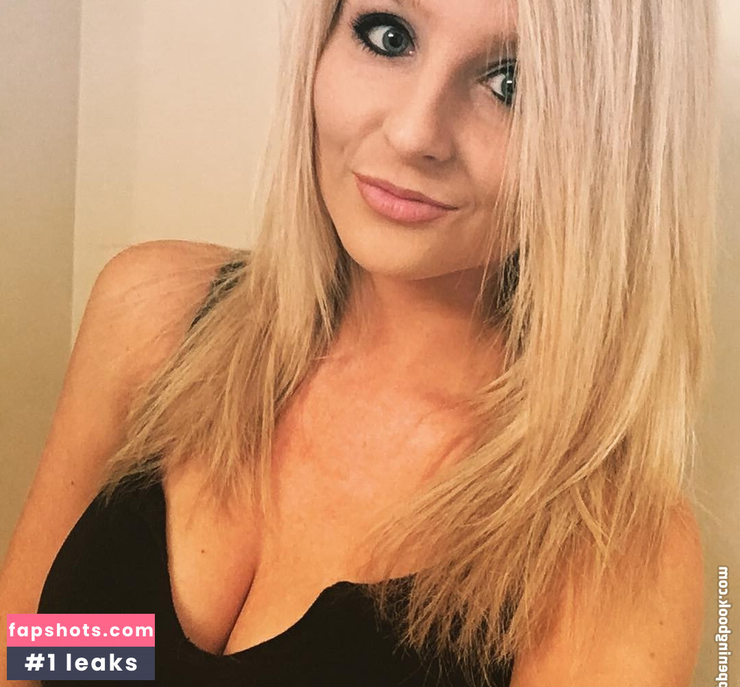 Barbie_Bad_Buns gallery photo #6