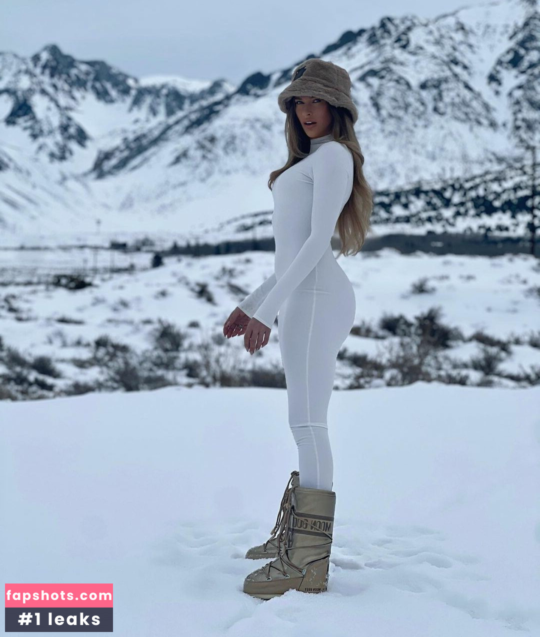 Barbie Blank gallery photo #201