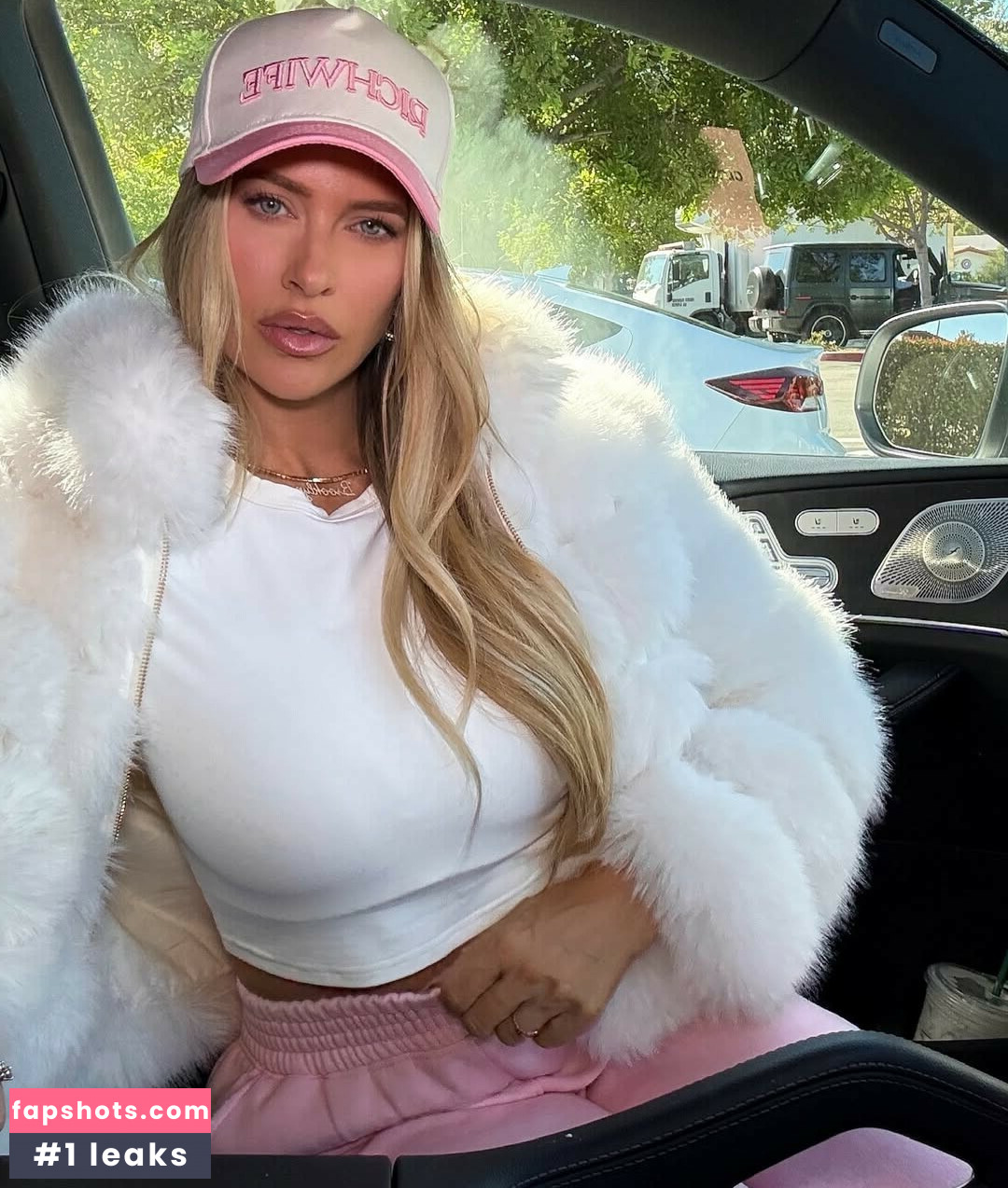 Barbie Blank gallery photo #8