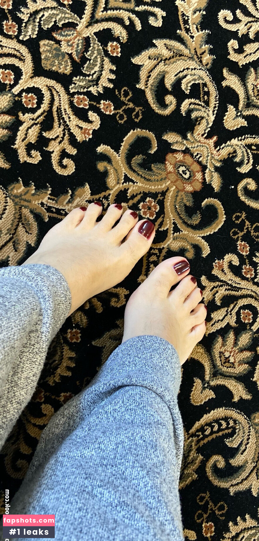 Bare Feet gallery photo #55