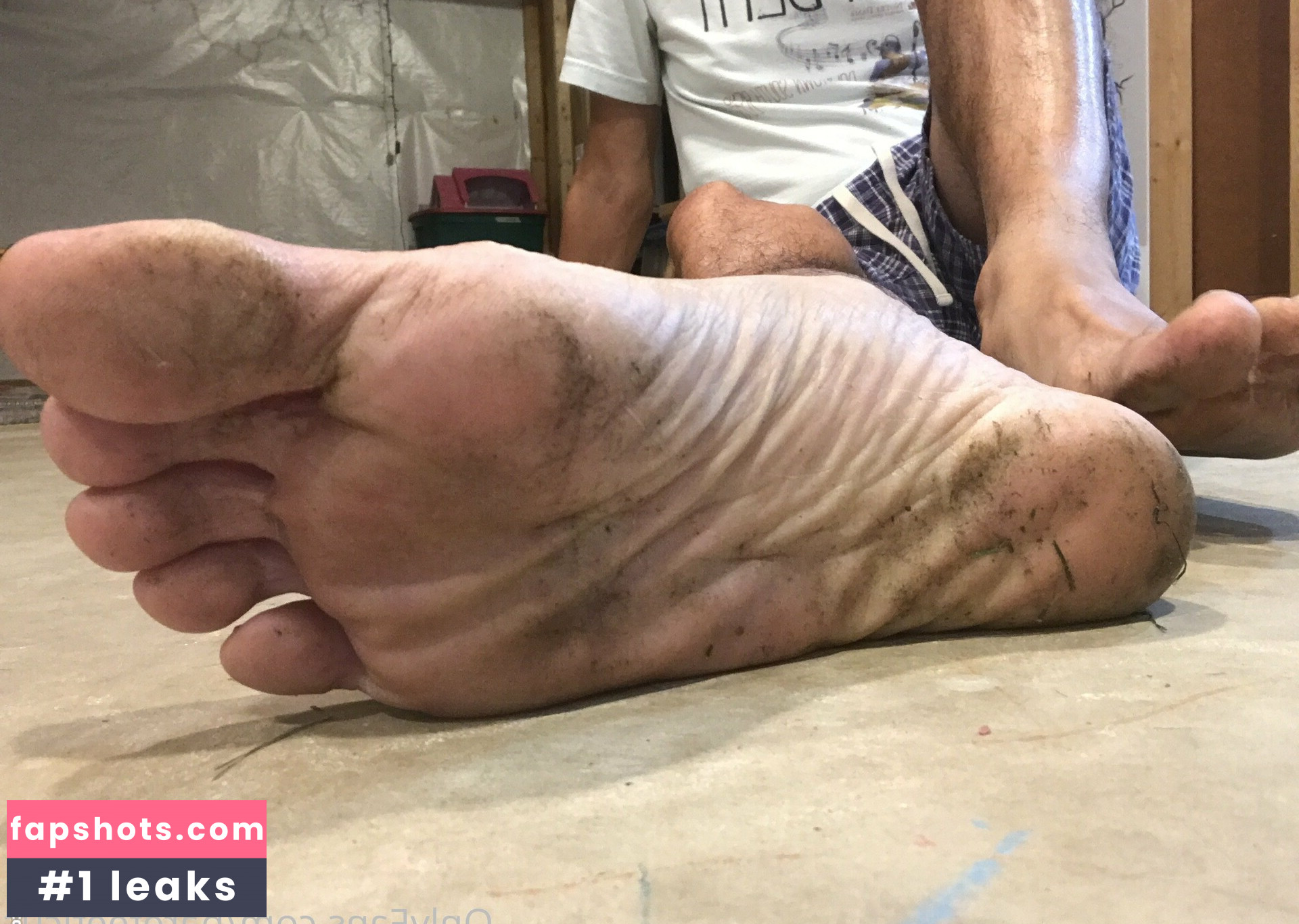 barefeeticus gallery photo #12