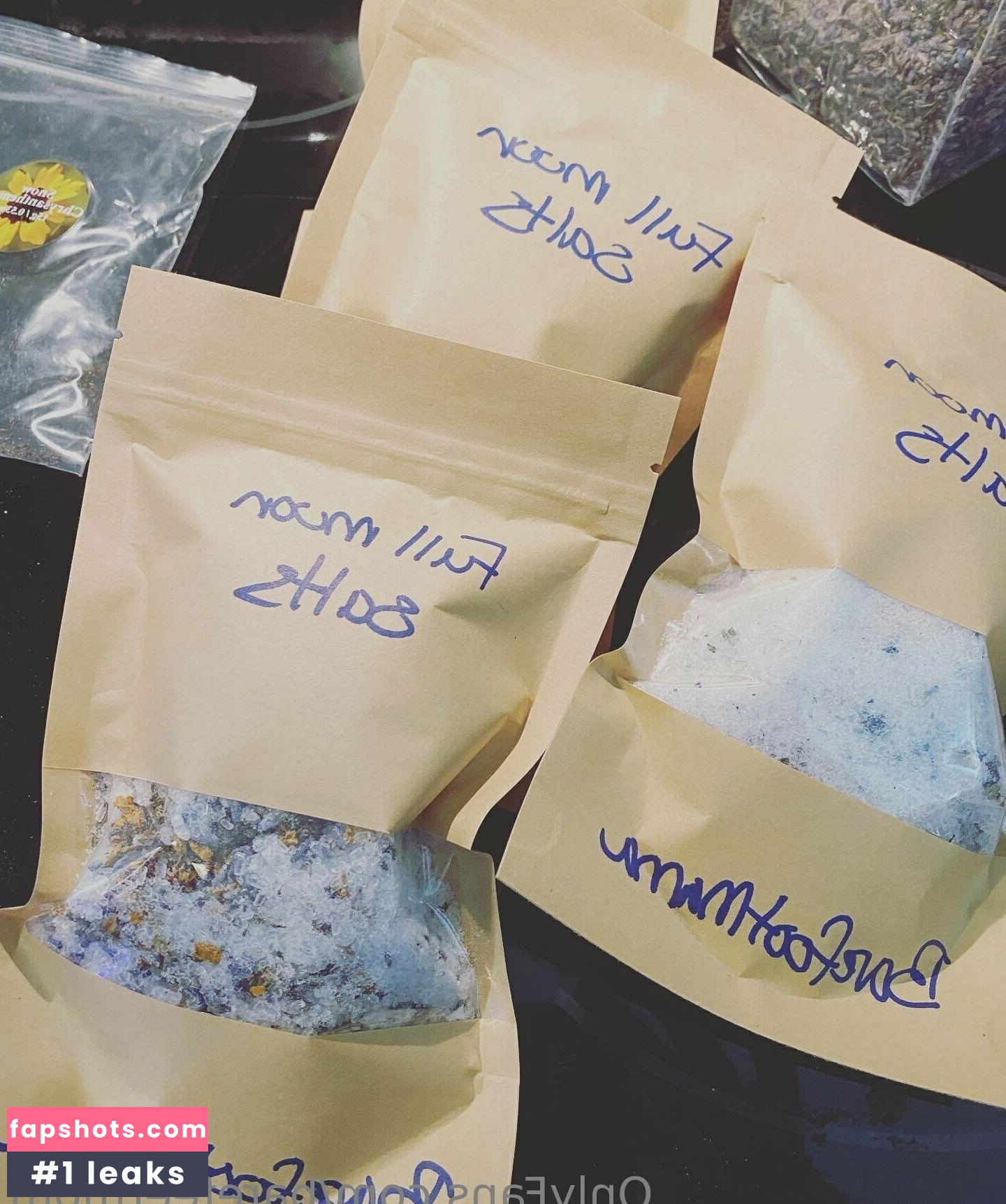 barefeetmom gallery photo #3