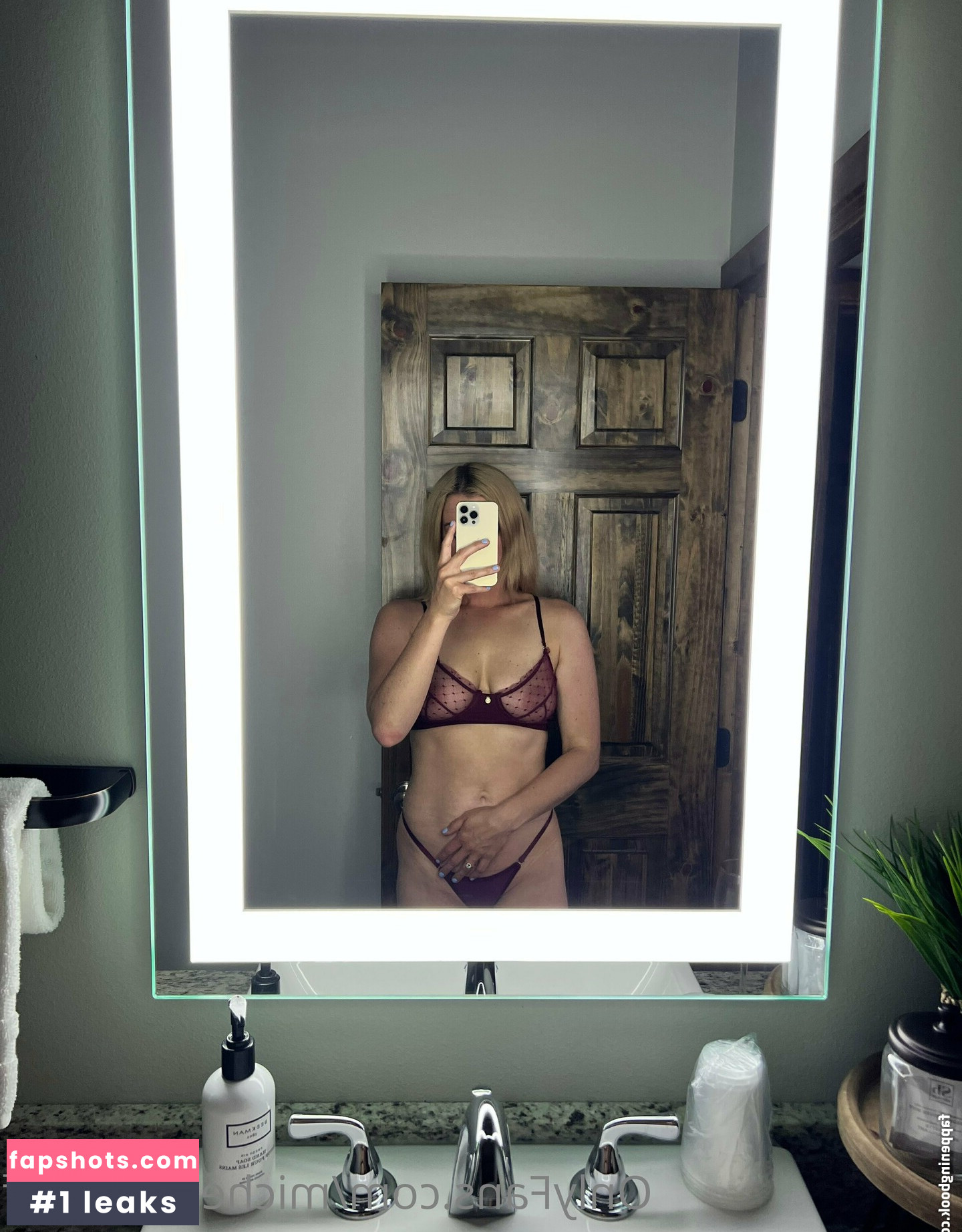 barefitmommy gallery photo #19