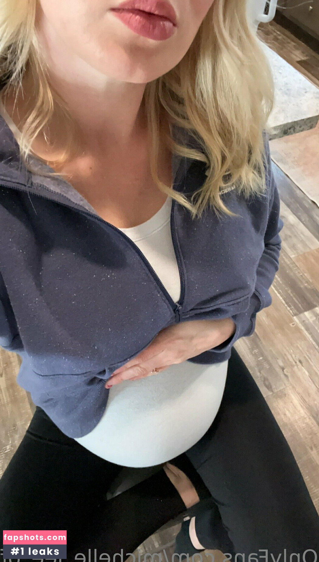 barefitmommy gallery photo #26