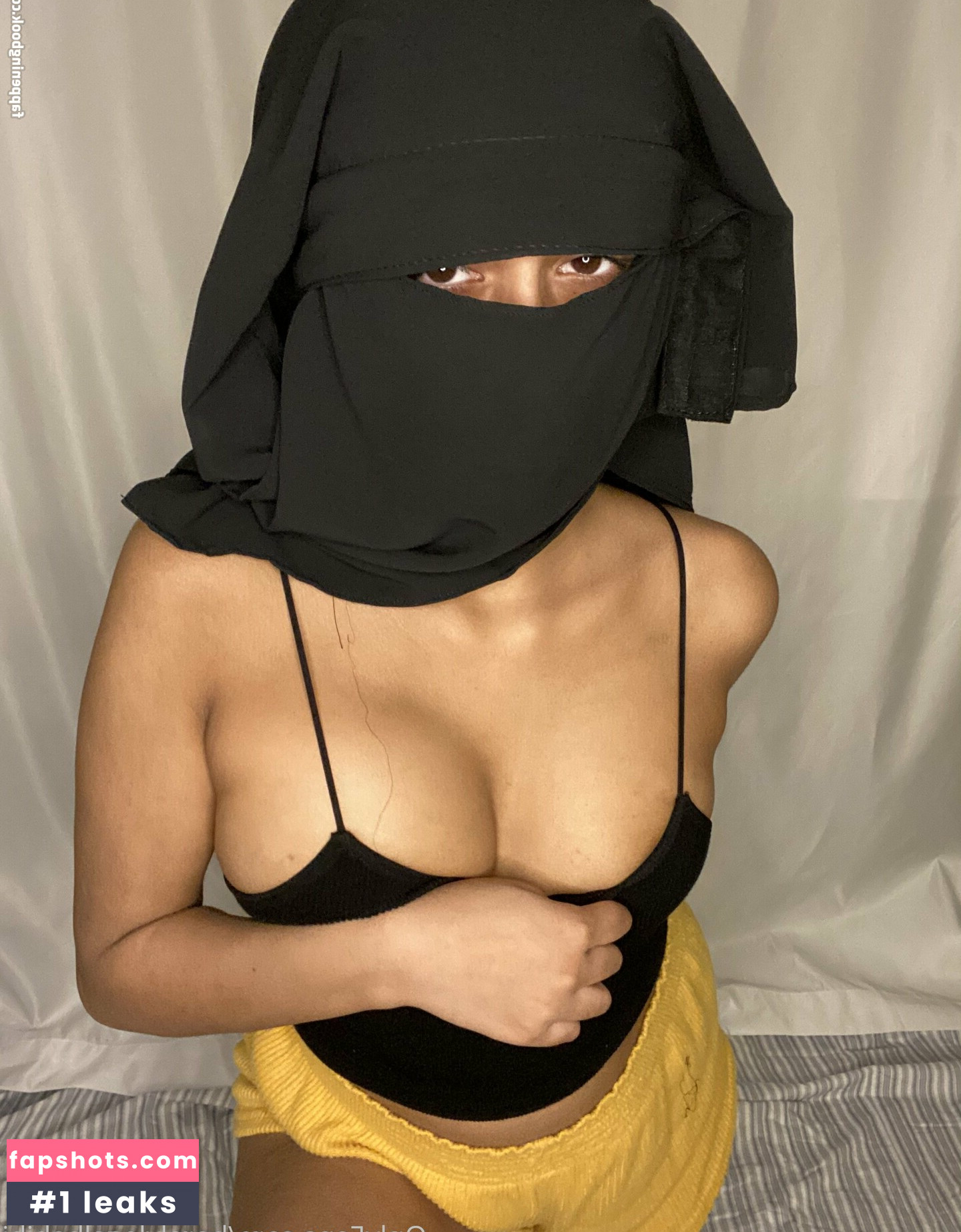 barelylegalhabibi gallery photo #5