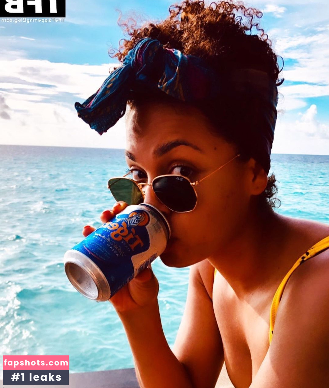 Barrett Doss nude babe gallery