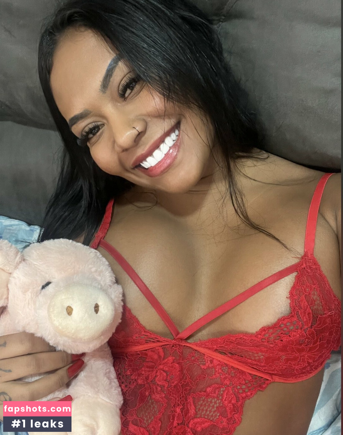 Bartira Luz gallery photo #16