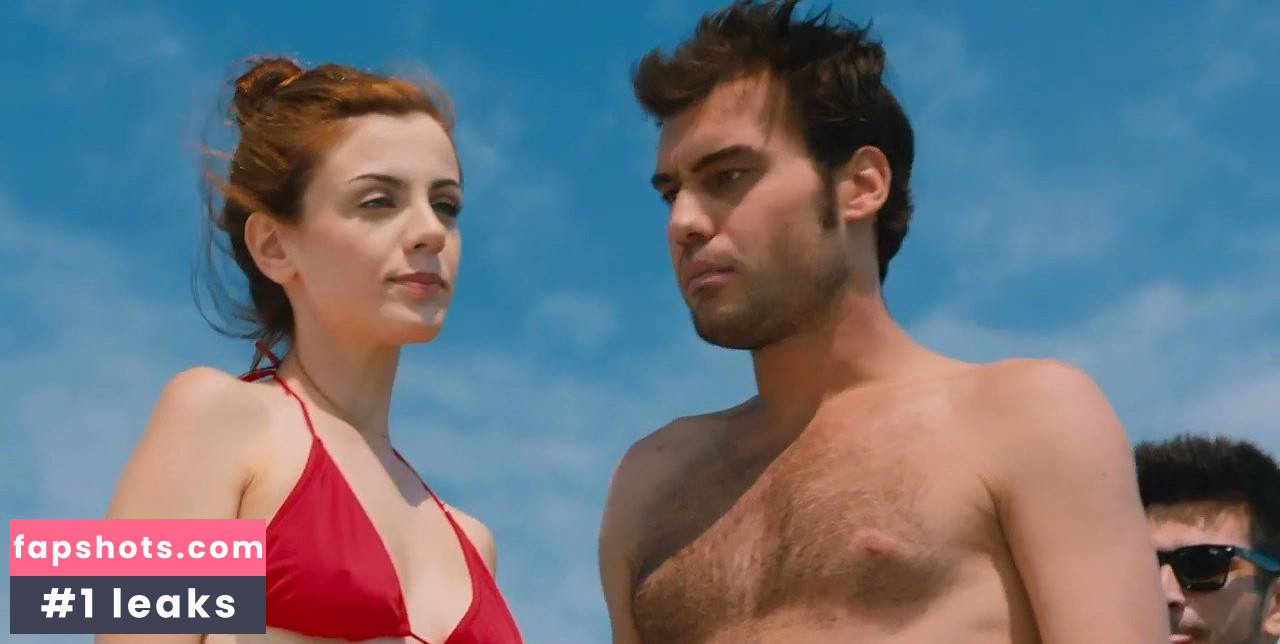 Basak Parlak nude babe gallery