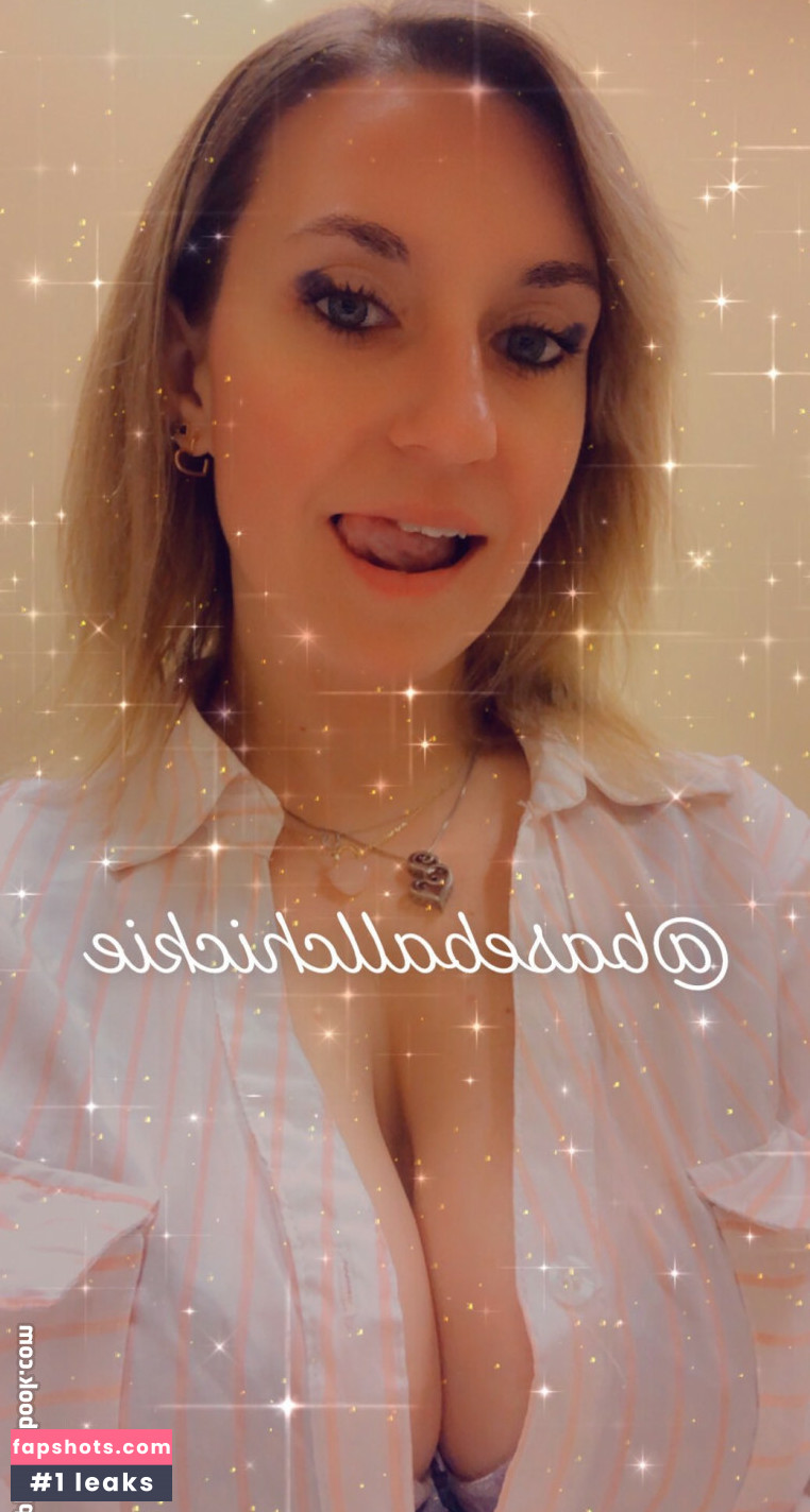 Baseballchickie gallery photo #21