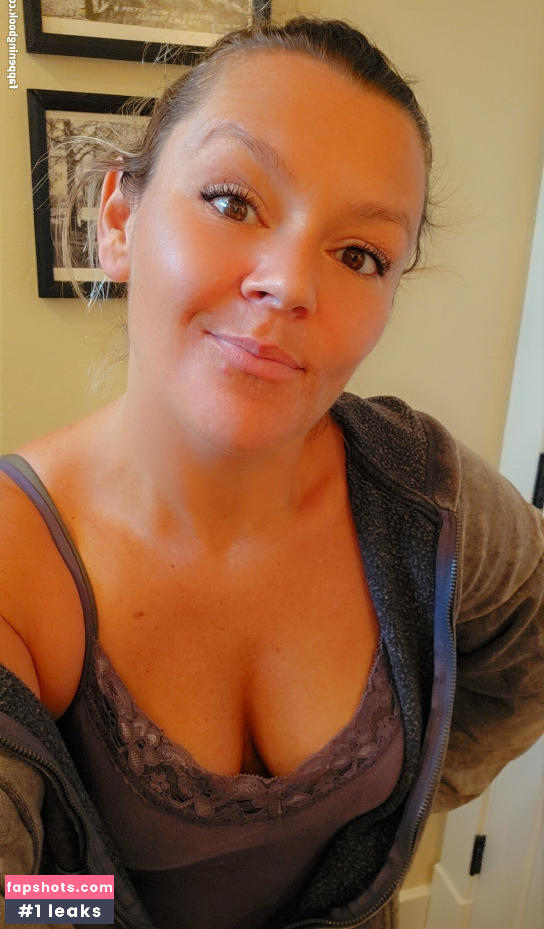 Basedmama gallery photo #19